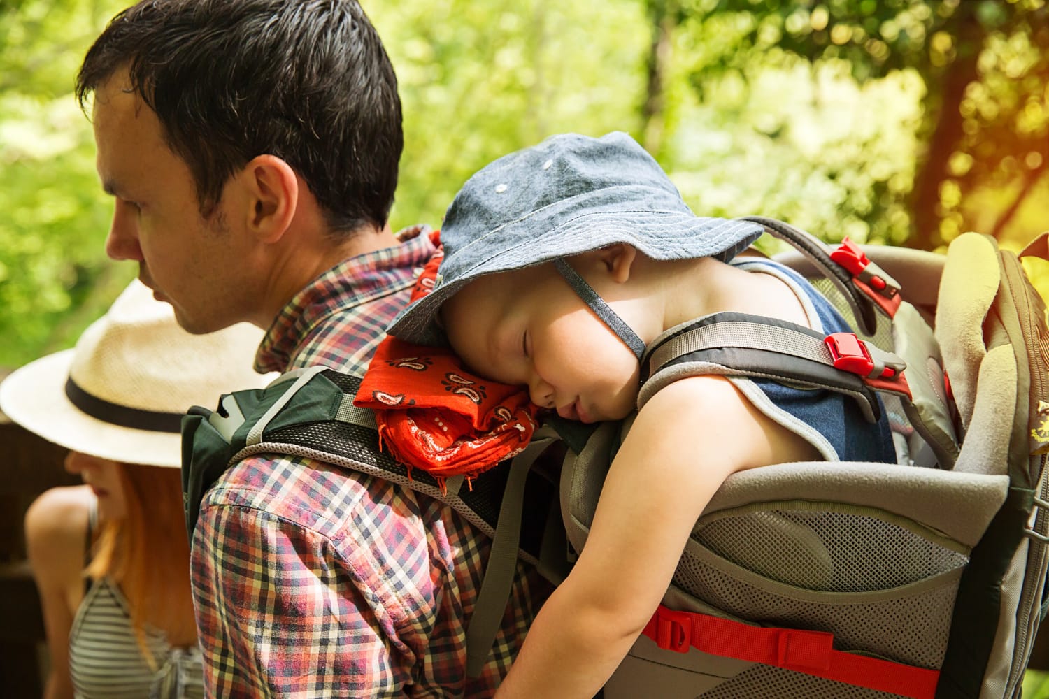 Porte-bébé de randonnée : comment choisir le modèle le plus confortable ?