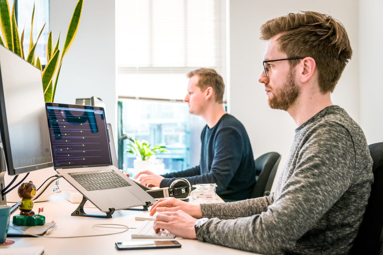 Mesurer la performance d’un site web mobile : les indicateurs vraiment utiles